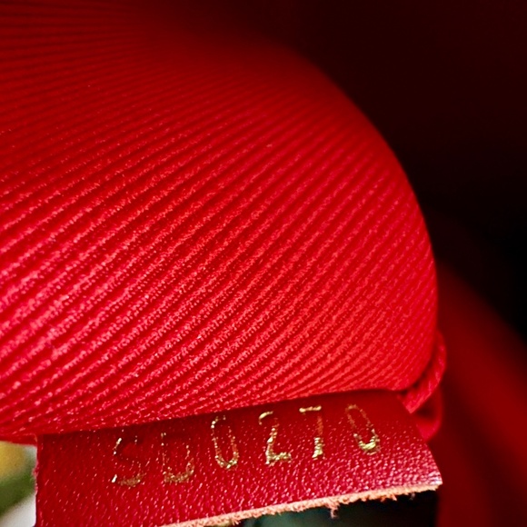 Louis Vuitton South Bank Besace Crossbody - Picture 11 of 17